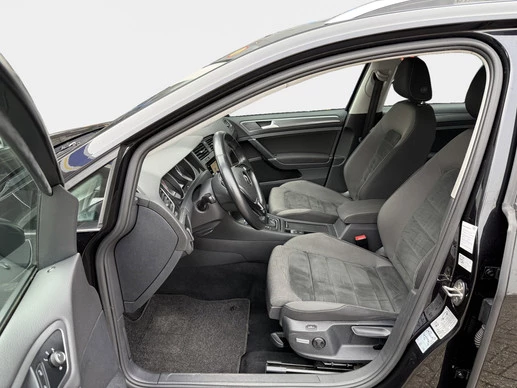 Volkswagen Golf - Afbeelding 13 van 19