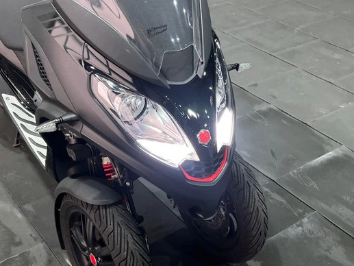 Piaggio MP3 - Afbeelding 9 van 25