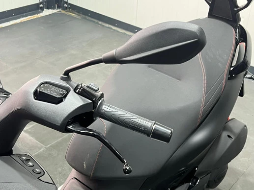 Piaggio MP3 - Afbeelding 17 van 25