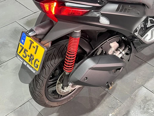 Piaggio MP3 - Afbeelding 18 van 25
