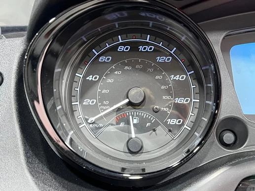 Piaggio MP3 - Afbeelding 20 van 25