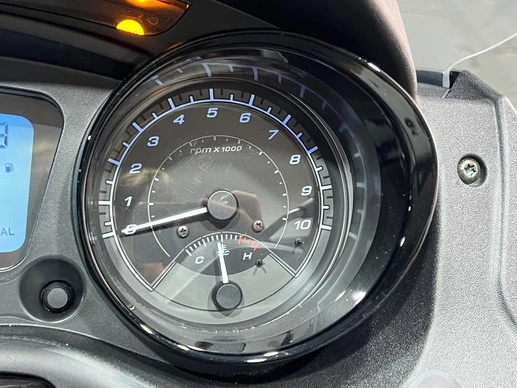 Piaggio MP3 - Afbeelding 24 van 25