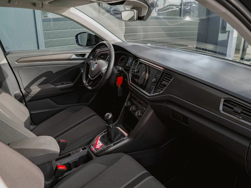 Volkswagen T-Roc - Afbeelding 16 van 22