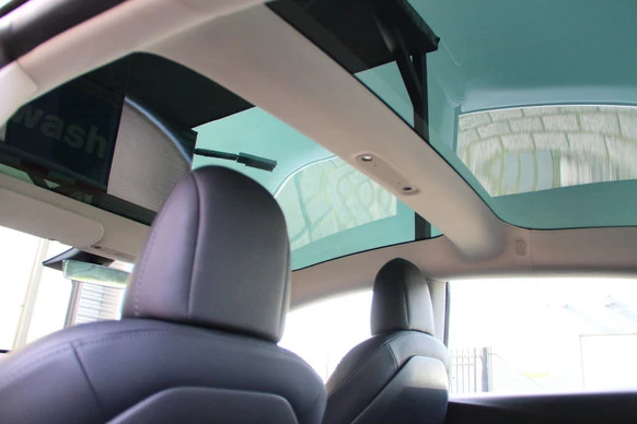 Tesla Model 3 - Afbeelding 11 van 19