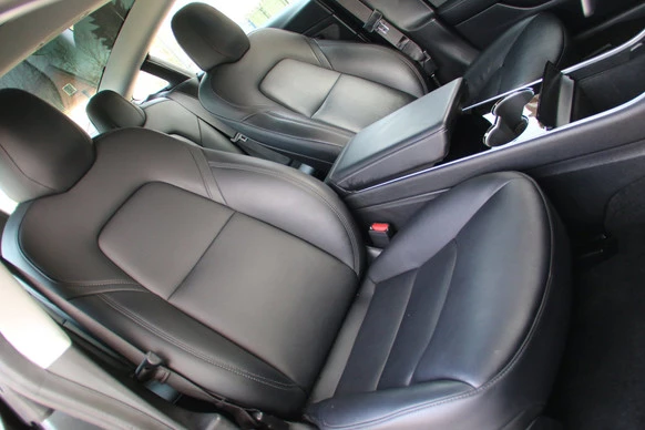 Tesla Model 3 - Afbeelding 14 van 19