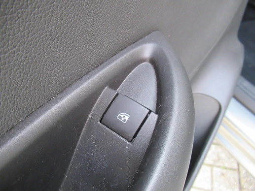 Opel Astra - Afbeelding 18 van 30