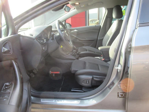 Opel Astra - Afbeelding 22 van 30