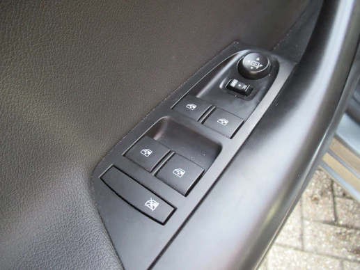 Opel Astra - Afbeelding 24 van 30