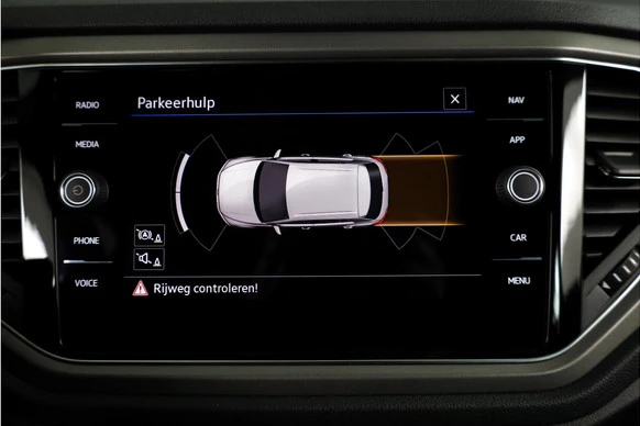 Volkswagen T-Roc - Afbeelding 9 van 23