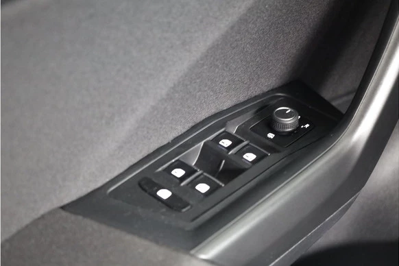 Volkswagen T-Roc - Afbeelding 16 van 23