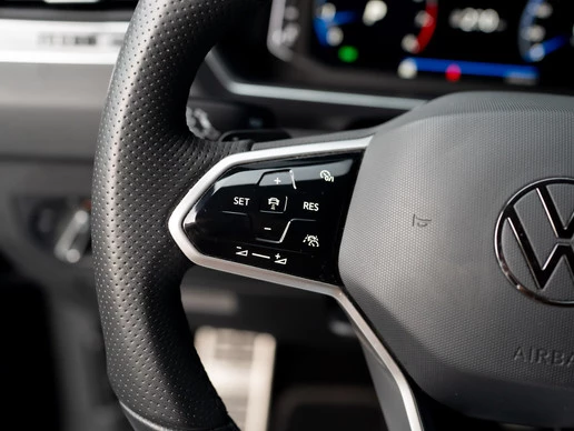 Volkswagen Tiguan - Afbeelding 29 van 30