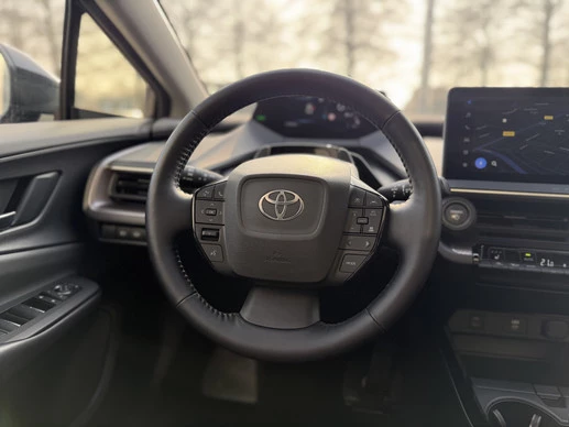 Toyota Prius - Afbeelding 17 van 30