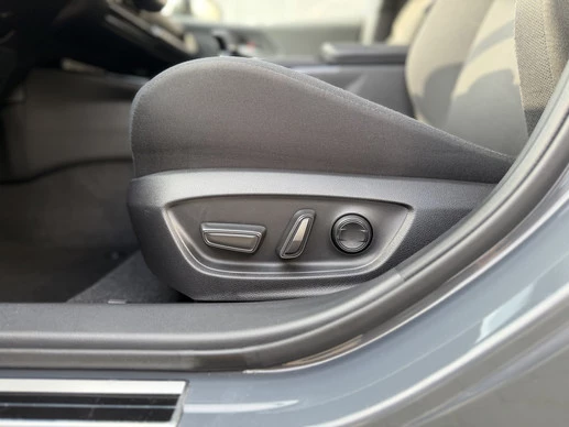 Toyota Prius - Afbeelding 21 van 30