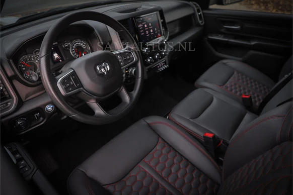Dodge Ram Pick-Up - Afbeelding 14 van 30