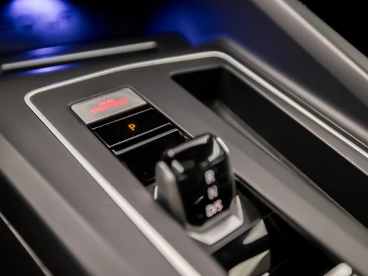 Volkswagen Golf - Afbeelding 10 van 30