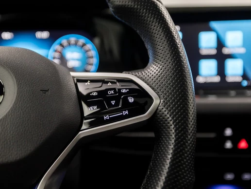 Volkswagen Golf - Afbeelding 21 van 30