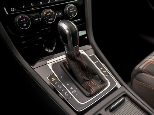 Volkswagen Golf - Afbeelding 12 van 30