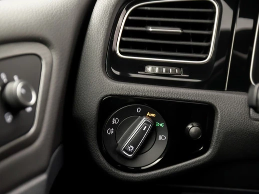 Volkswagen Golf - Afbeelding 24 van 30