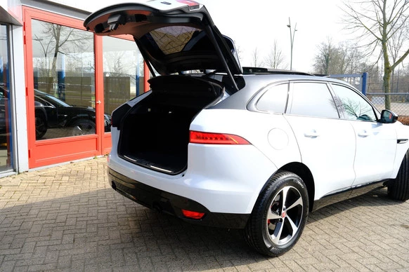 Jaguar F-PACE - Afbeelding 9 van 30