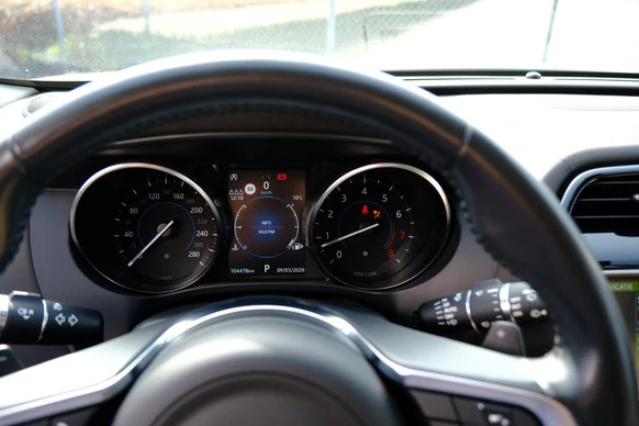 Jaguar F-PACE - Afbeelding 13 van 30