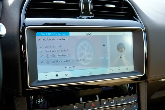 Jaguar F-PACE - Afbeelding 22 van 30