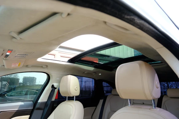 Jaguar F-PACE - Afbeelding 25 van 30