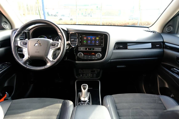 Mitsubishi Outlander - Afbeelding 13 van 30