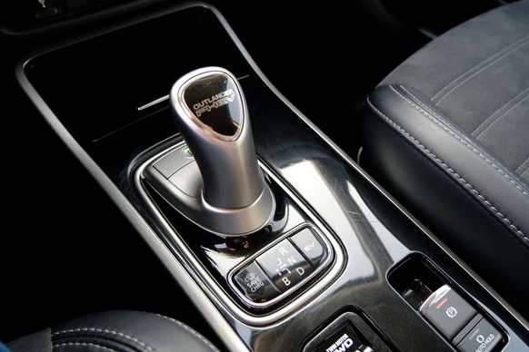 Mitsubishi Outlander - Afbeelding 18 van 30