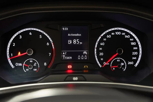 Volkswagen T-Roc - Afbeelding 18 van 30