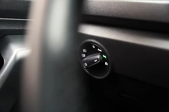 Volkswagen T-Roc - Afbeelding 25 van 30