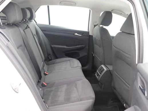 Volkswagen Golf - Afbeelding 13 van 30