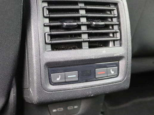 Volkswagen Golf - Afbeelding 24 van 30