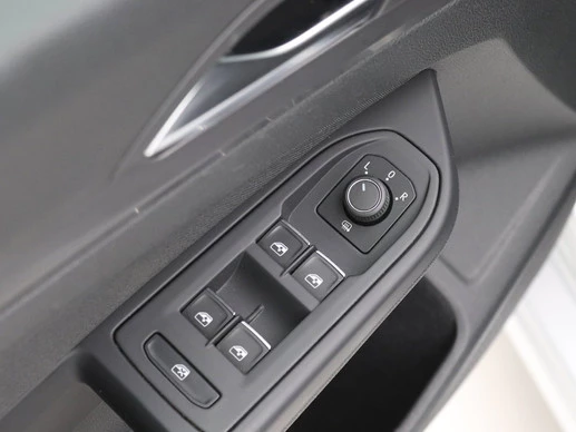 Volkswagen Golf - Afbeelding 28 van 30