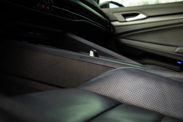 Volkswagen Golf - Afbeelding 23 van 30