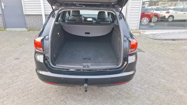 Opel Astra - Afbeelding 8 van 25