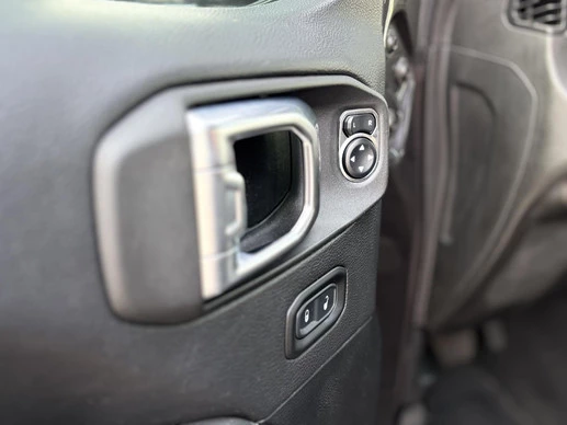 Jeep Wrangler - Afbeelding 17 van 30