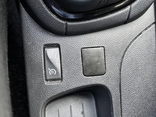 Renault Clio - Afbeelding 13 van 30