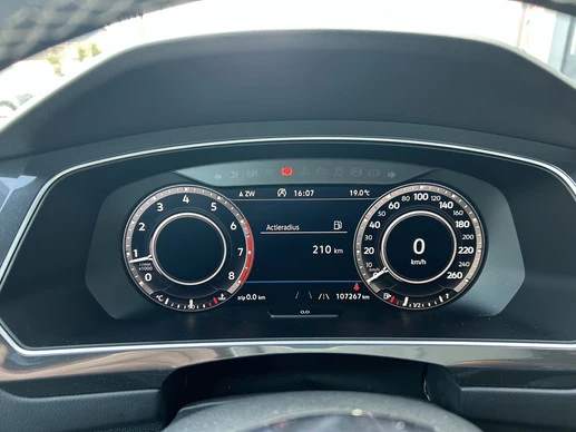 Volkswagen Tiguan - Afbeelding 8 van 30