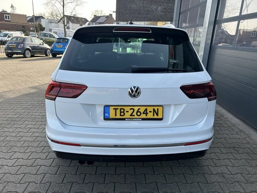 Volkswagen Tiguan - Afbeelding 18 van 30
