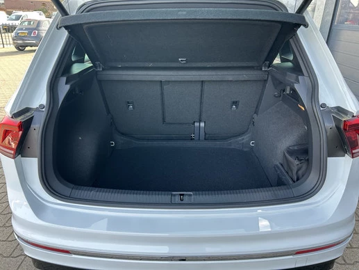 Volkswagen Tiguan - Afbeelding 23 van 30