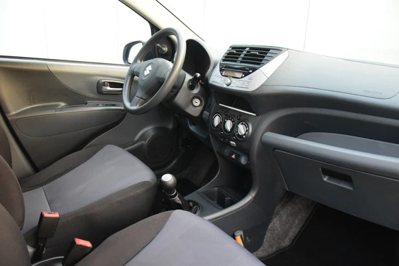Suzuki Alto - Afbeelding 13 van 20