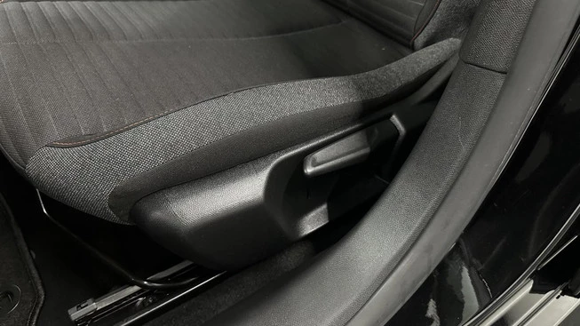 Peugeot 208 - Afbeelding 22 van 30