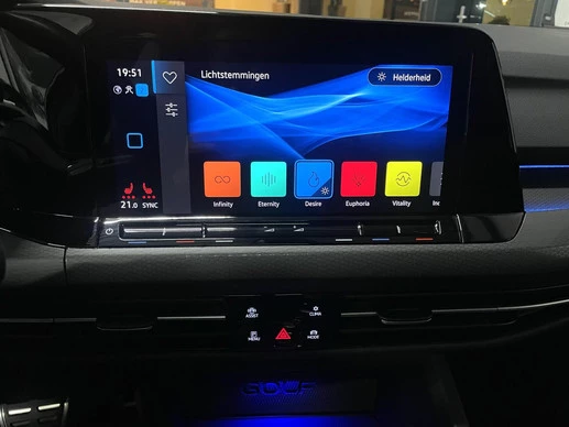 Volkswagen Golf - Afbeelding 12 van 30