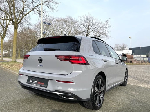 Volkswagen Golf - Afbeelding 21 van 30