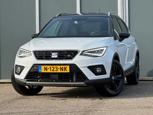 SEAT Arona - Afbeelding 1 van 30