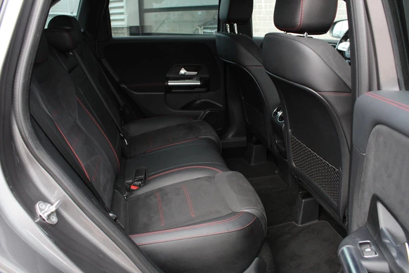 Mercedes-Benz B-Klasse - Afbeelding 11 van 30