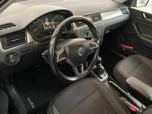 Škoda Rapid - Afbeelding 4 van 21