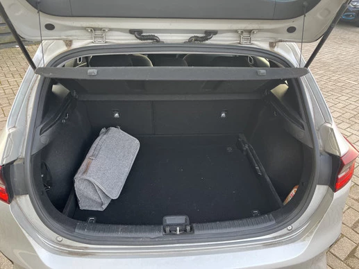 Kia Ceed - Afbeelding 8 van 9