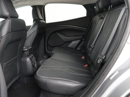 Ford Mustang Mach-E - Afbeelding 6 van 30