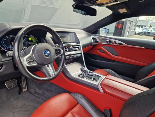 BMW 8 Serie - Afbeelding 11 van 30
